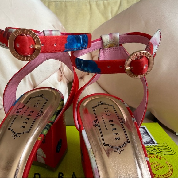 Ted Baker Rozie block heel sandal - Picture 10 of 13